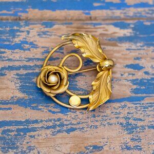 Vintage Gold Tone Floral Rose Elven Leaf Unique Brooch - L31